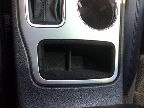 Used 2019 Jeep Grand Cherokee Altitude AWD/4WD image 33