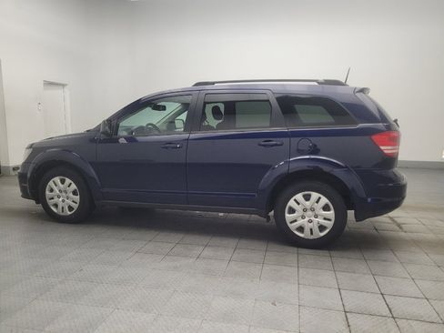 Used 2019 Dodge Journey SE FWD image 2