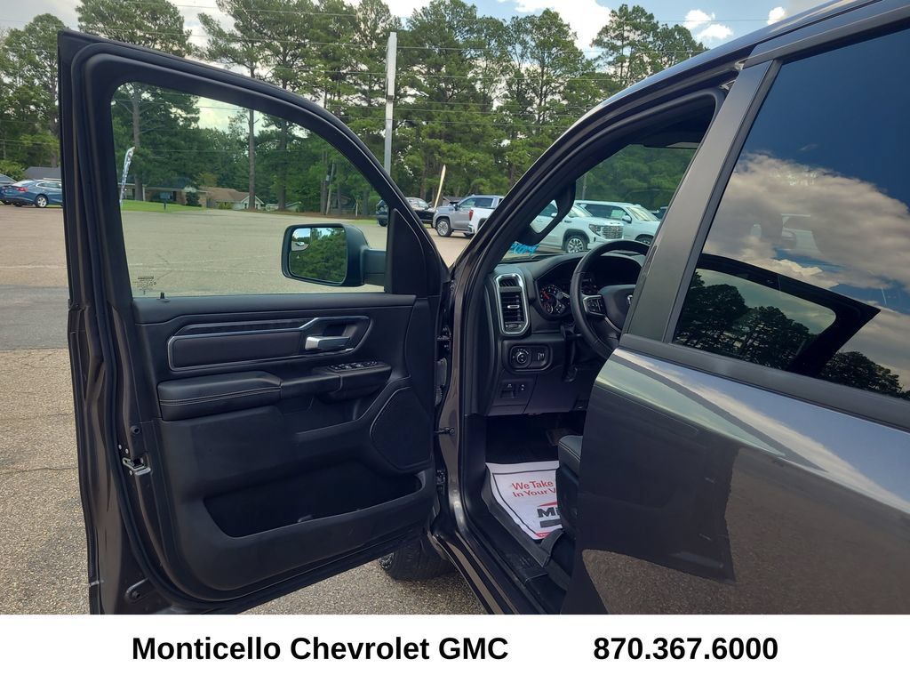 Used 2024 RAM 1500 Big Horn AWD/4WD image 14