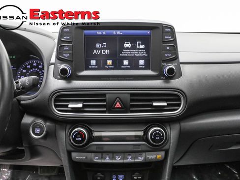 Used 2019 Hyundai Kona Limited image 12