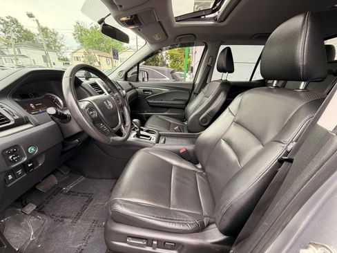 Used 2019 Honda Ridgeline RTL image 17