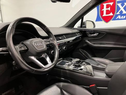 Used 2017 Audi Q7 3.0T Premium Plus w/ Premium Plus Package image 10