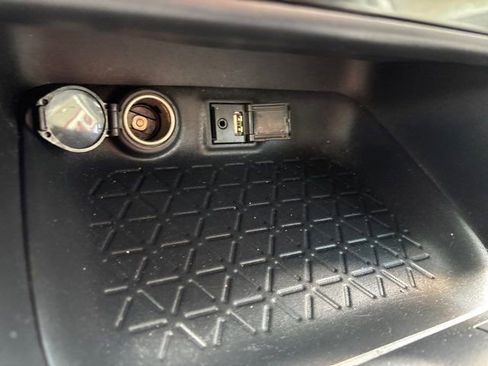 Used 2019 Toyota RAV4 XLE w/ Convenience Package AWD/4WD image 39