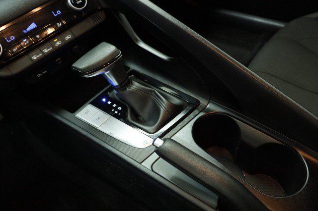 Used 2023 Hyundai Elantra SEL FWD image 15