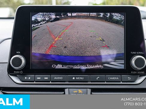 Used 2025 Nissan Altima 2.5 SR image 29