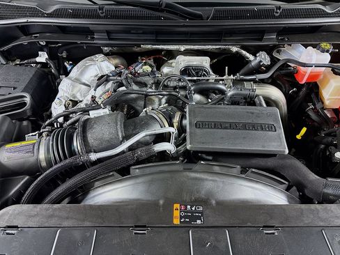 New 2026 GMC Sierra 3500 Denali Ultimate AWD/4WD image 31
