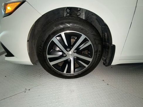 Used 2024 Honda Civic LX image 10