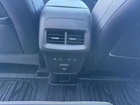 Certified 2020 GMC Terrain Denali w/ Denali Premium Package AWD/4WD image 33