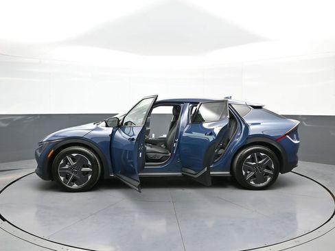 New 2025 Kia EV6 Light image 42