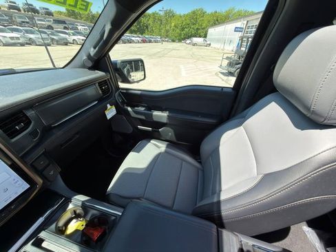 Used 2024 Ford F150 Lightning Lariat AWD/4WD image 28