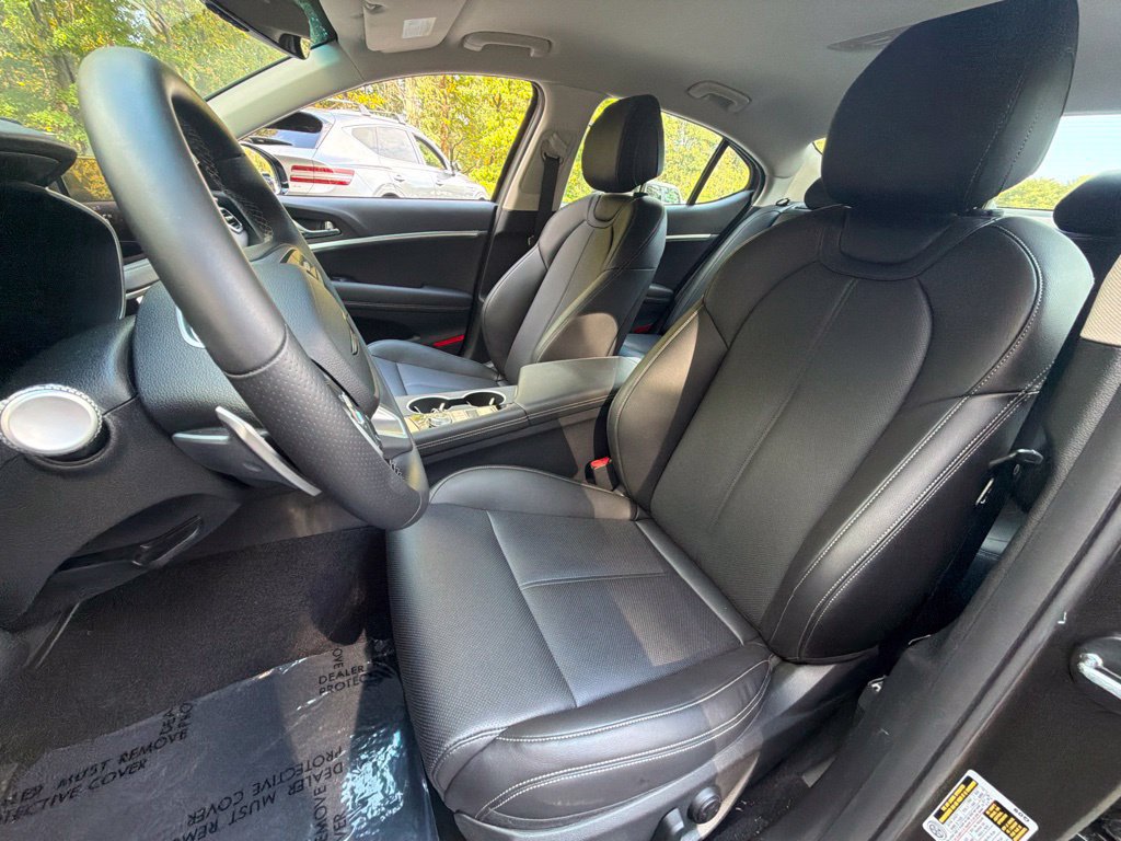 Used 2026 Genesis G70 2.5T AWD/4WD image 15