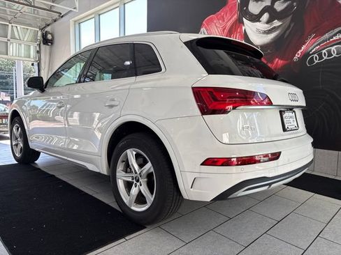 Used 2023 Audi Q5 2.0T Premium w/ Convenience Package AWD/4WD image 5
