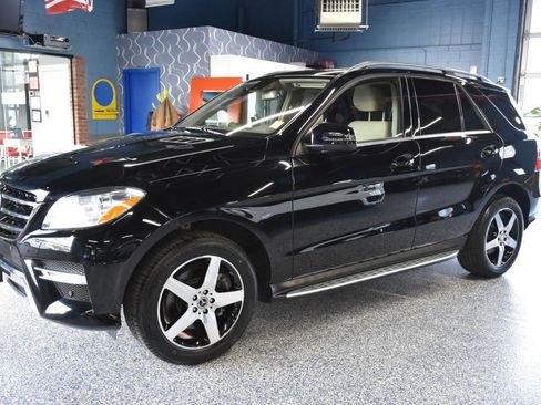 Used 2015 Mercedes-Benz ML 350 4MATIC w/ Premium 1 Package image 10