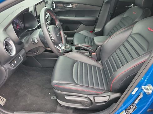 Used 2023 Kia Forte GT FWD image 5