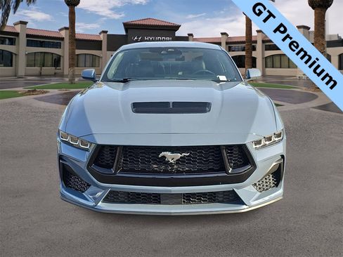 Used 2024 Ford Mustang GT Premium image 3