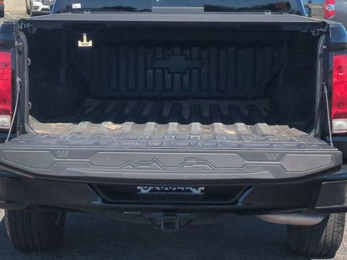 Used 2024 Chevrolet Colorado LT w/ LT Convenience Package RWD image 30