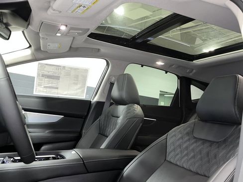 New 2026 Nissan Murano Platinum AWD/4WD image 15