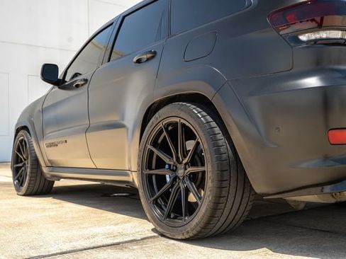 Used 2018 Jeep Grand Cherokee Trackhawk AWD/4WD image 13