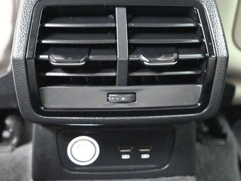 Used 2019 Audi Q3 2.0T Premium Plus w/ Premium Plus Package image 15