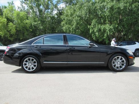 Used 2007 Mercedes-Benz S 550 image 2