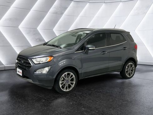 Used 2021 Ford EcoSport Titanium image 3