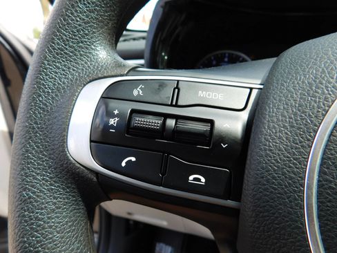 Used 2022 Kia K5 LXS FWD image 21