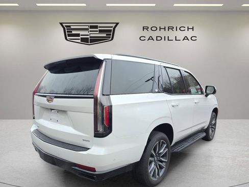 Certified 2024 Cadillac Escalade Sport Platinum w/ Heavy-Duty Trailer Package image 11