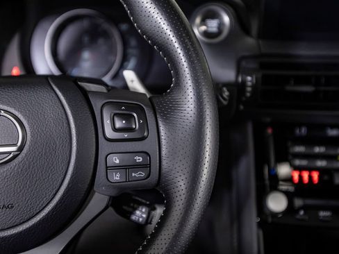Used 2025 Lexus IS 500 RWD image 43