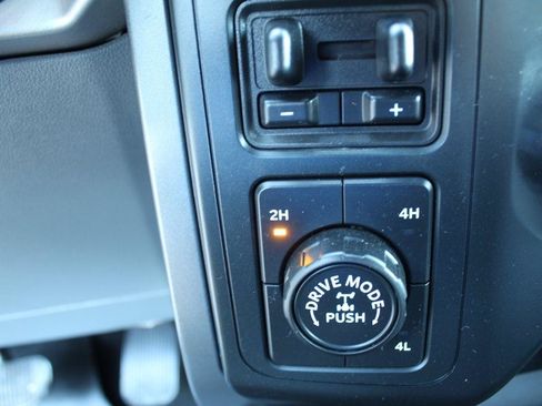 Used 2022 Ford F150 XLT w/ Equipment Group 301A Mid AWD/4WD image 26
