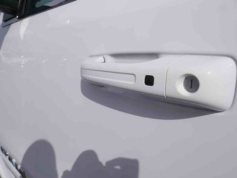 Used 2023 RAM 1500 Limited w/ Body-Colour Bumper Group image 13