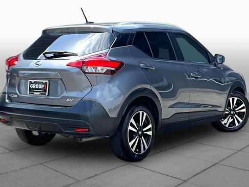 Used 2019 Nissan Kicks SV FWD image 13