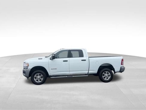 Used 2024 RAM 2500 Big Horn w/ Bed Utility Group image 5