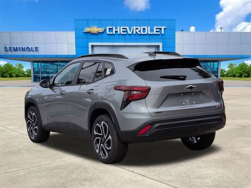 New 2026 Chevrolet Trax RS w/ Driver Confidence Package FWD image 3
