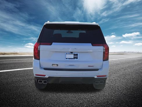 New 2026 GMC Yukon XL Denali w/ LPO, Floor Liner Package AWD/4WD image 21