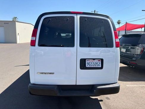 Used 2023 Chevrolet Express 3500 LS RWD image 4
