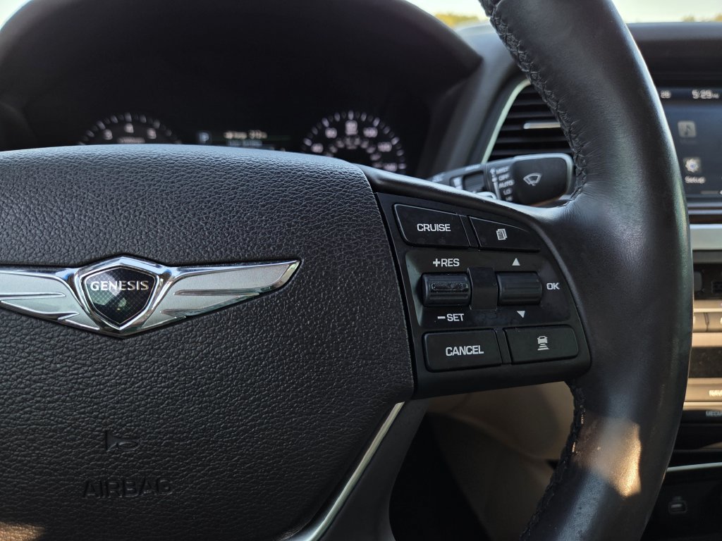 Used 2020 Genesis G80 3.8 RWD image 23