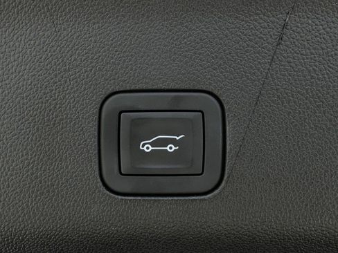 Used 2026 GMC Yukon AT4 Ultimate AWD/4WD image 33