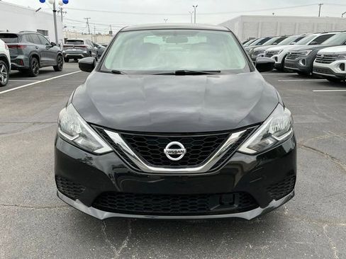 Used 2019 Nissan Sentra S w/ Appearance Package FWD image 8
