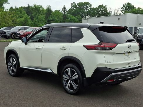 Certified 2023 Nissan Rogue SL AWD/4WD image 4
