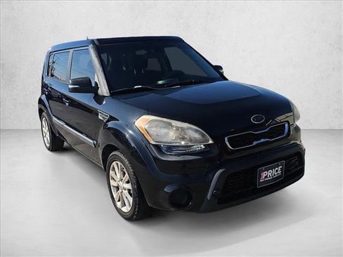 Used 2012 Kia Soul + image 7
