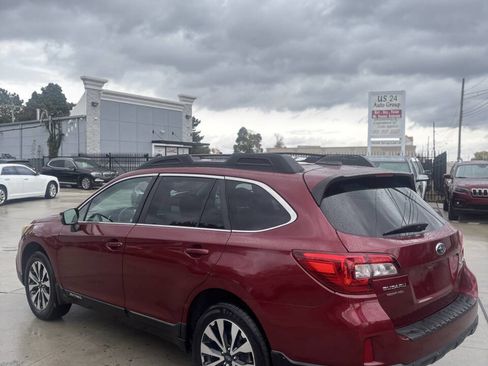 Used 2017 Subaru Outback 2.5i Limited image 5