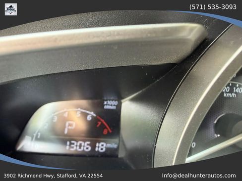 Used 2014 MAZDA MAZDA3 i Sport FWD image 32