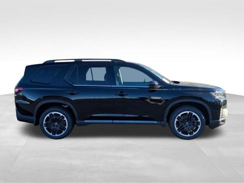 New 2026 Honda Pilot Touring image 6