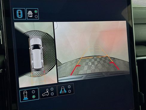 New 2026 GMC Yukon Denali w/ Sun & Power Step Package image 14