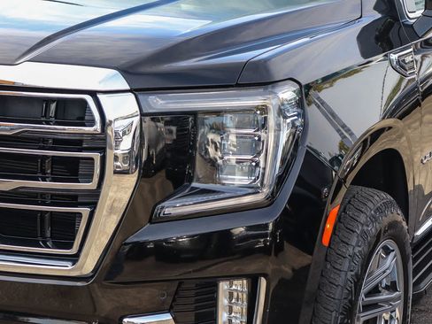 Used 2021 GMC Yukon SLT AWD/4WD image 8