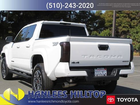 Used 2024 Toyota Tacoma TRD Sport image 9