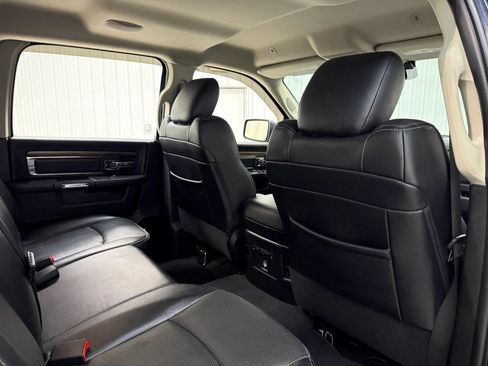 Used 2017 RAM 1500 Laramie w/ Convenience Group AWD/4WD image 17