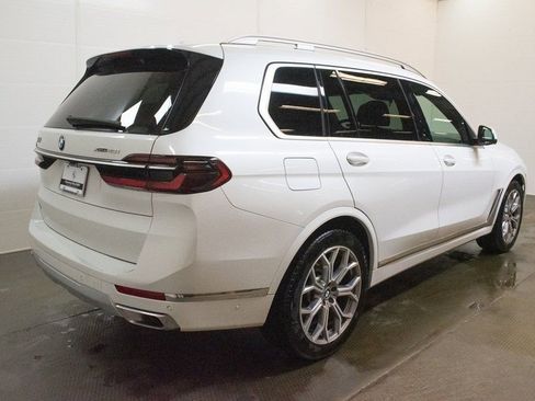 Certified 2023 BMW X7 xDrive40i w/ Executive Package image 4