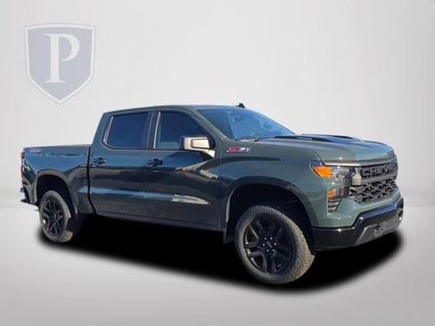 New 2026 Chevrolet Silverado 1500 Custom Trail Boss w/ Turbomax Blackout Package image 2