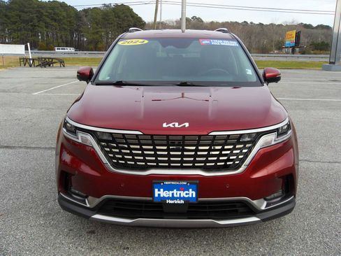 Used 2024 Kia Carnival SX image 8